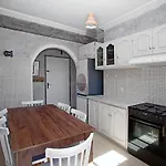 Dimitra Apartman *