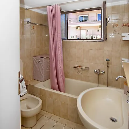 Dimitra Διαμέρισμα